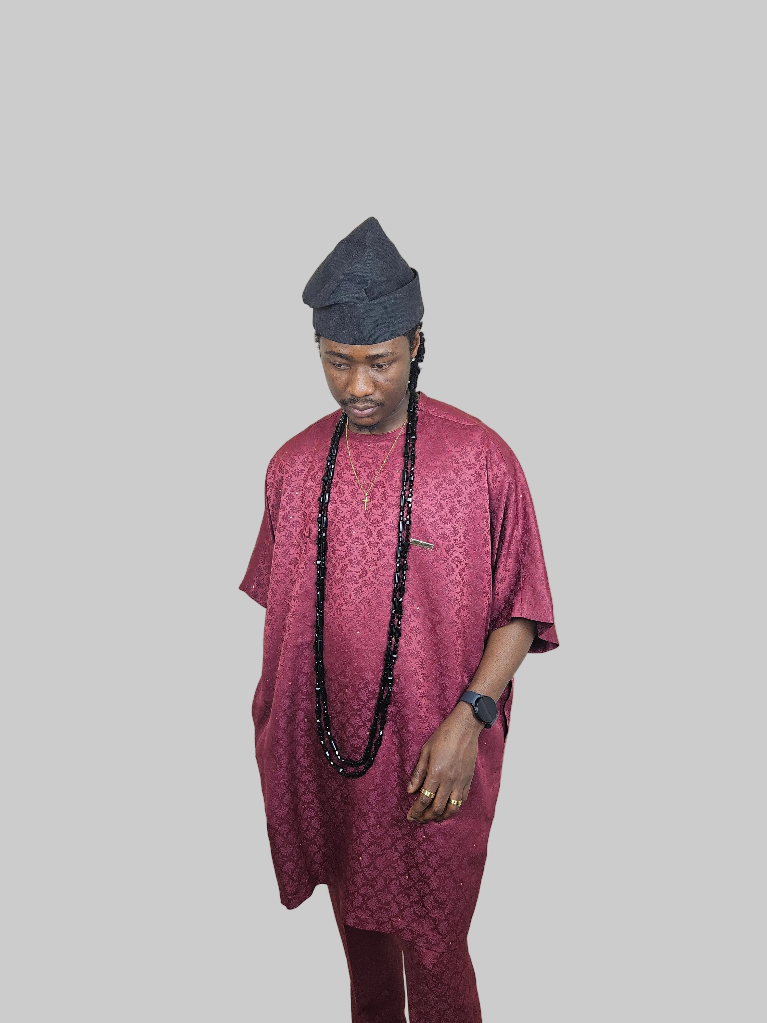 Luxury Two-Piece Nigerian Danshiki for Men with Swarovski Stone Detailing- Maroon