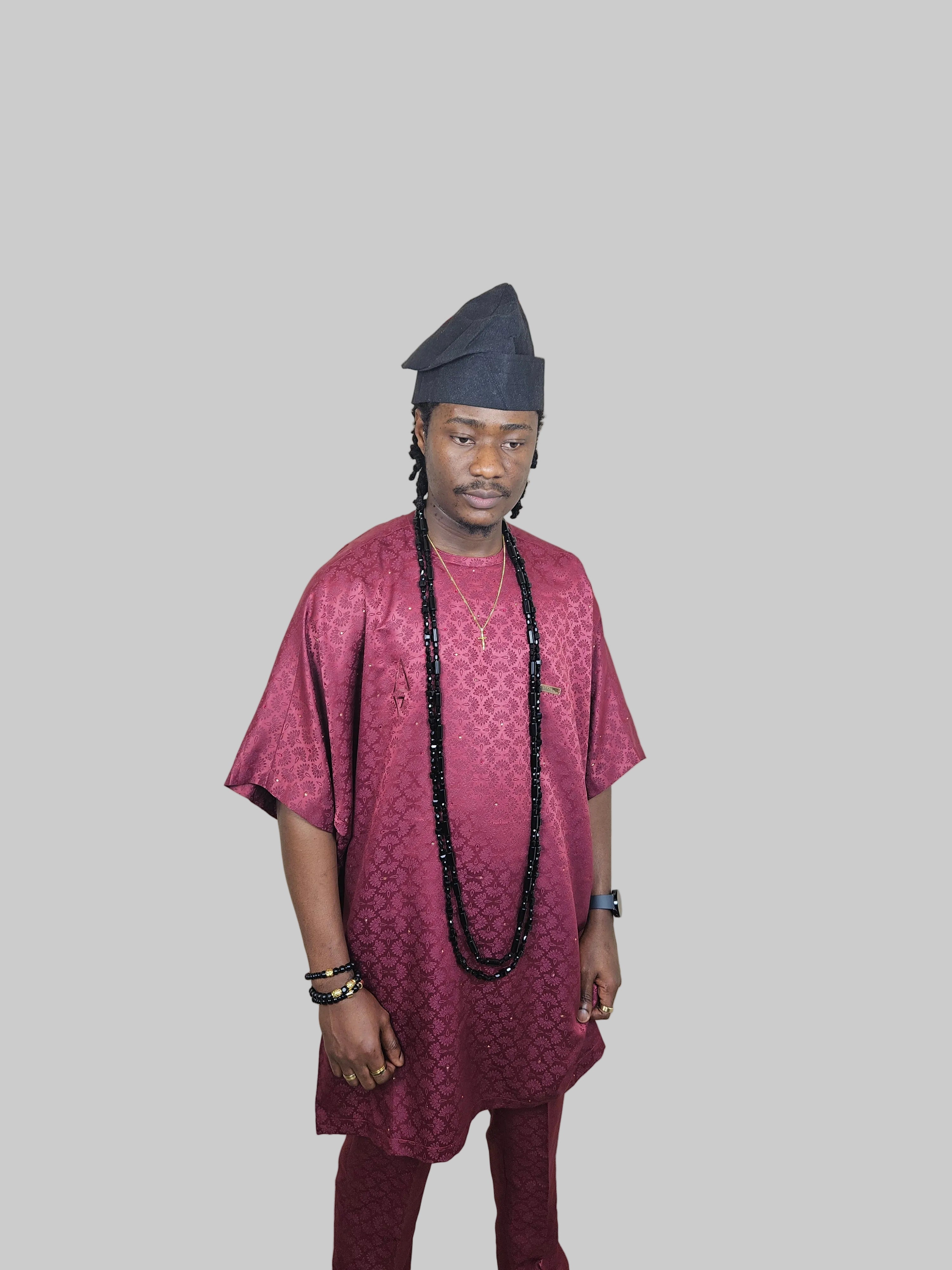 Luxury Two-Piece Nigerian Danshiki for Men with Swarovski Stone Detailing- Maroon