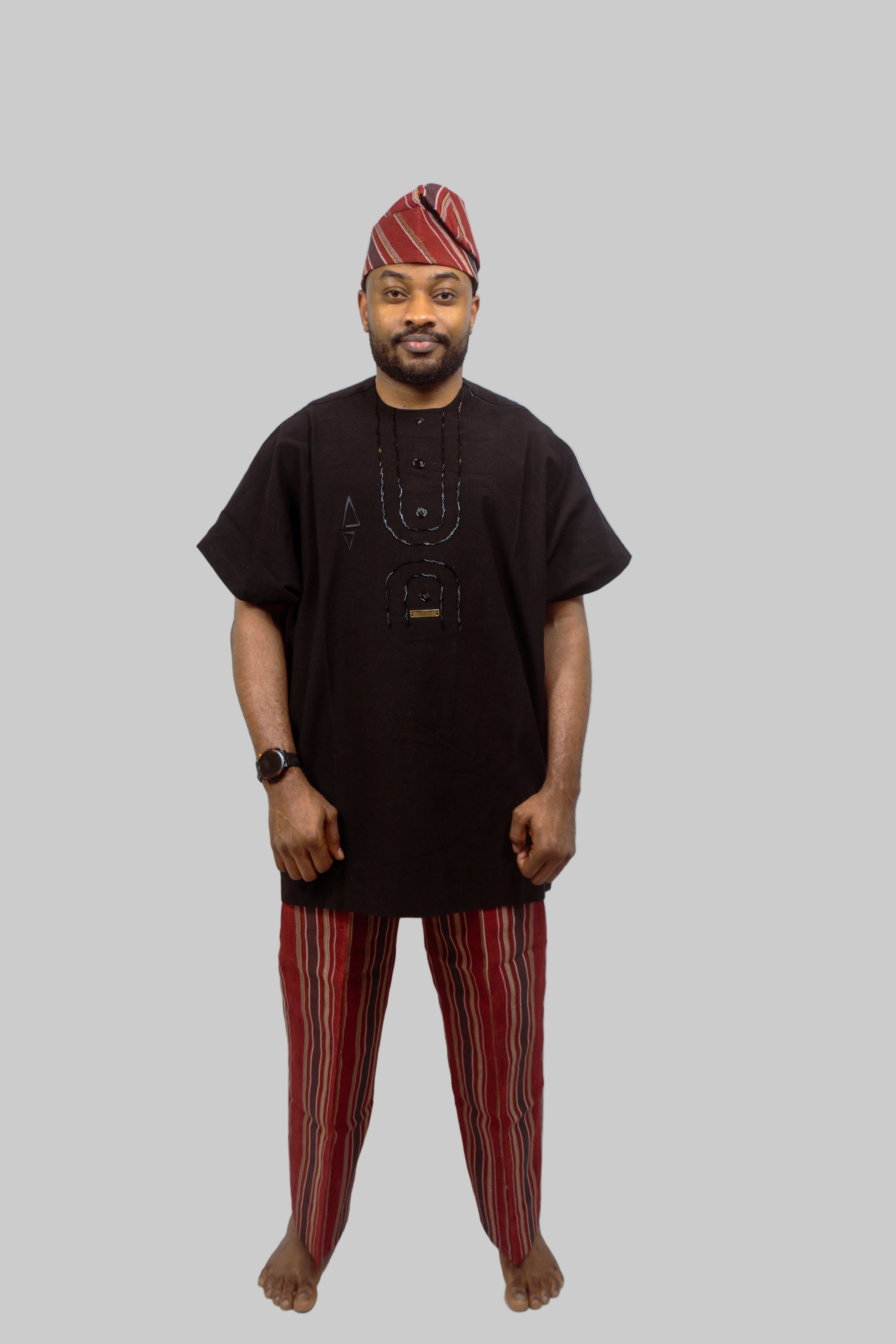 Luxury Three-Piece Nigerian Danshiki for Men with Swarovski Stone Detailing - Balogun 2